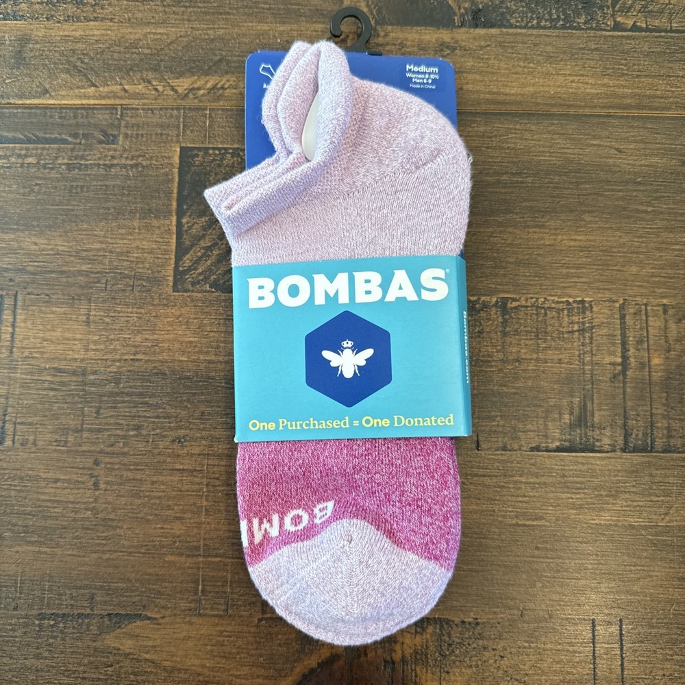 One pair Bombas Solids Ankle Socks - Fuschia Pink - Medium Seamless Toe Cushion